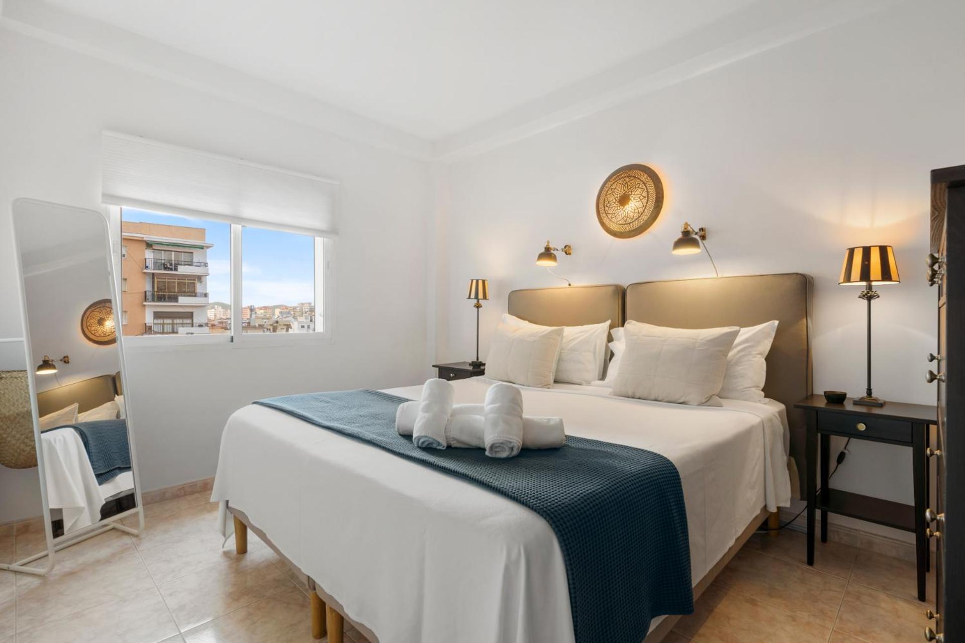 Huoneisto Marvelous Waterfront In By Costarentals - Ref 73 Fuengirola